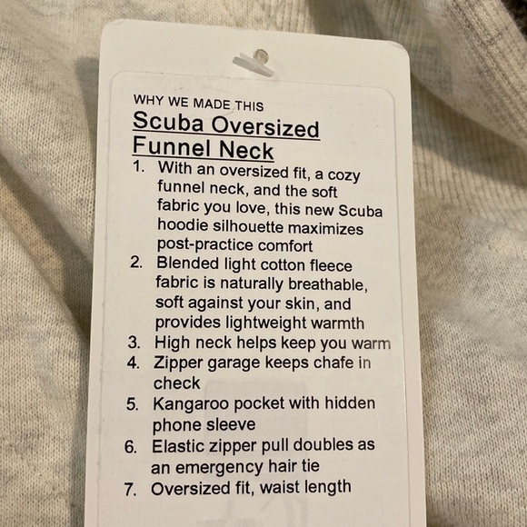 ❤️ Lululemon Scuba Oversized Funnel Neck in Heathered Light Ivory Gold XS/S NWOT - Picture 9 of 9
